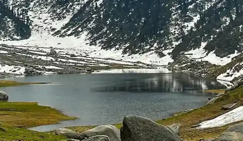 Kareri Lake Trek Guide: Route, Best Time, Difficulty, and Stay